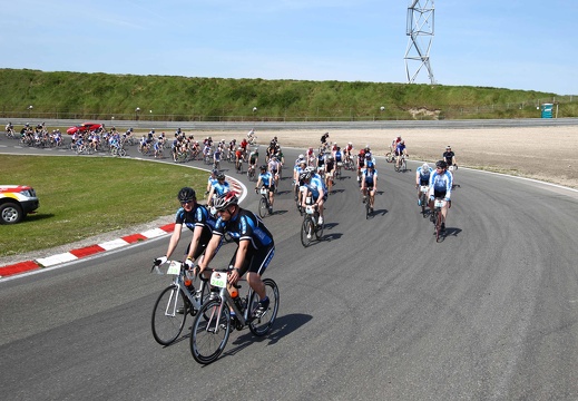 Persbericht-Cycling-Zandvoort-2015-pre1-Essay1-pb