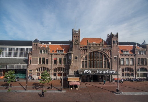 Station-Haarlem-3