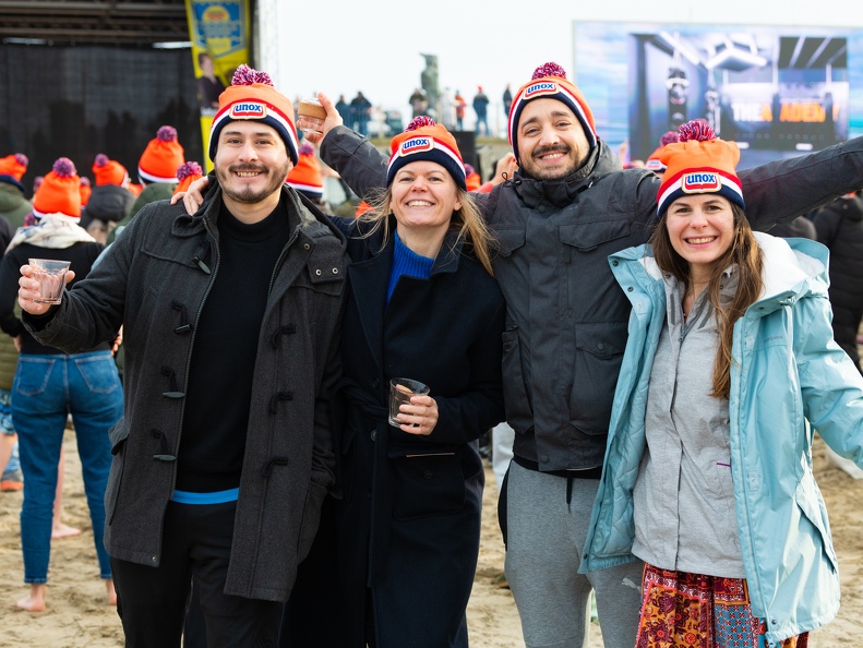 HR - Zandvoort Marketing - Nieuwjaarsduik 2023 -4881