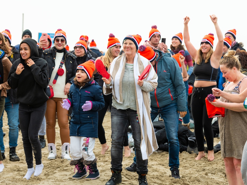 HR - Zandvoort Marketing - Nieuwjaarsduik 2023 -5081