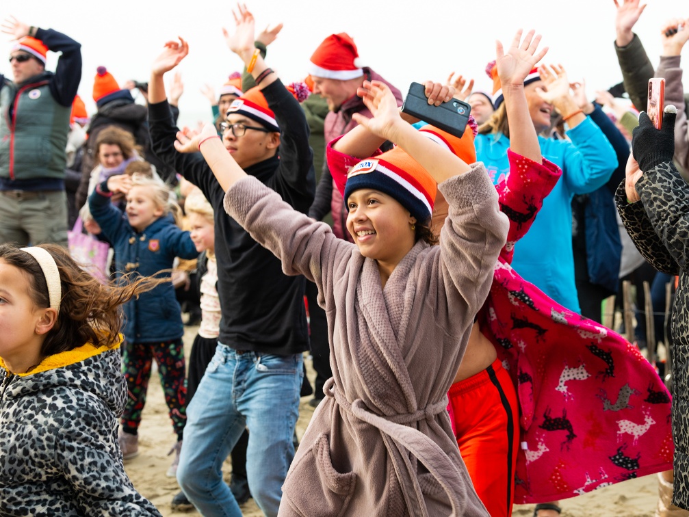 HR - Zandvoort Marketing - Nieuwjaarsduik 2023 -5099