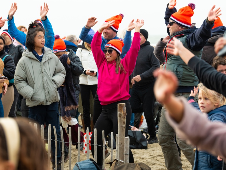 HR - Zandvoort Marketing - Nieuwjaarsduik 2023 -5104