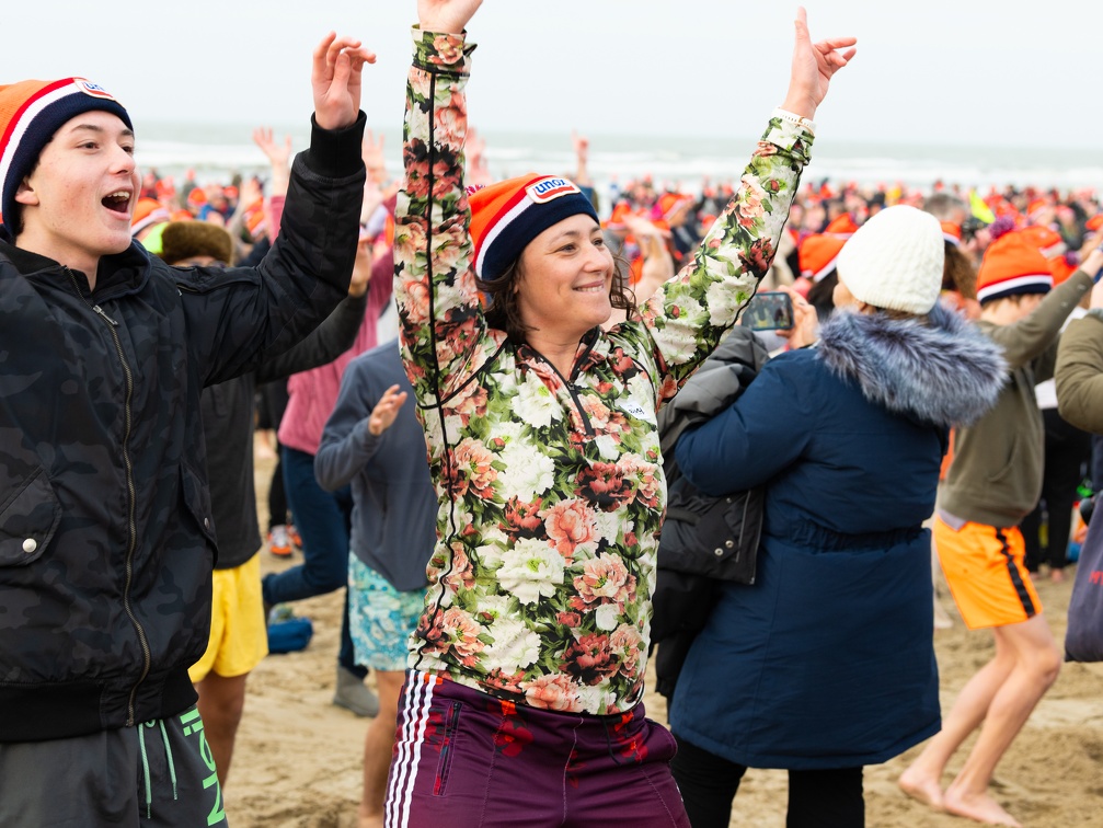 HR - Zandvoort Marketing - Nieuwjaarsduik 2023 -5136