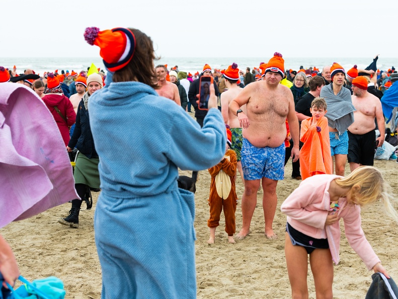 HR - Zandvoort Marketing - Nieuwjaarsduik 2023 -5660