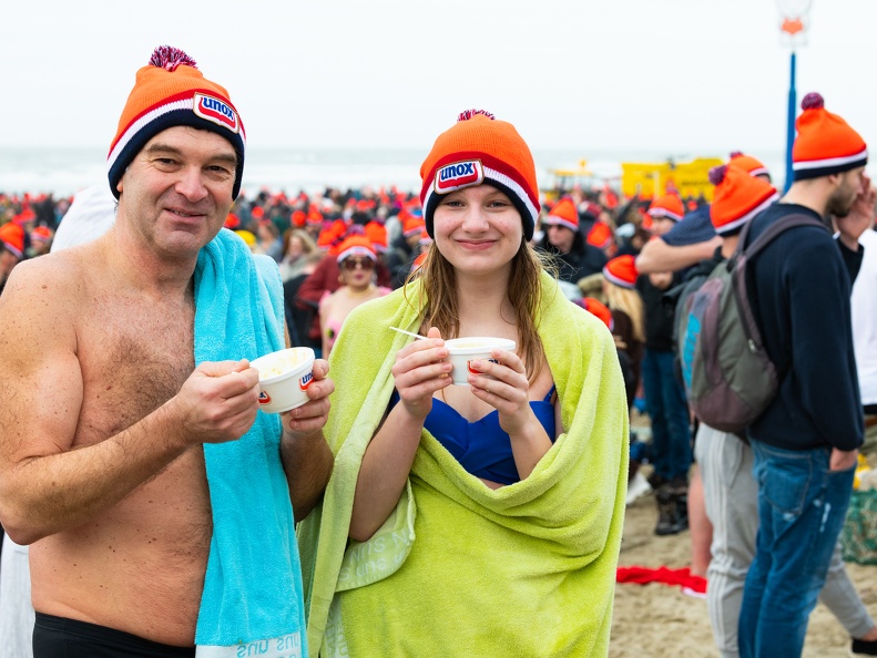 HR - Zandvoort Marketing - Nieuwjaarsduik 2023 -5708