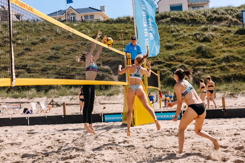 FZ X Beach vollybal Nederland 82.jpg