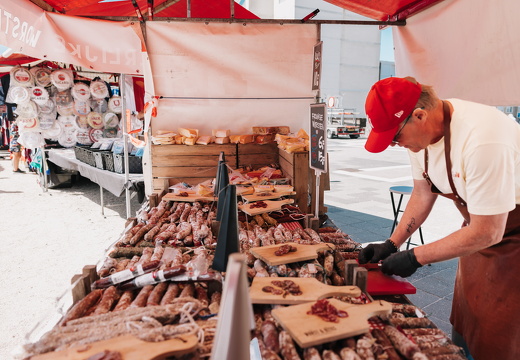 FZ X Visit markt 085