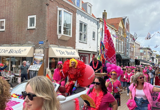 Pride at the Beach ZK23