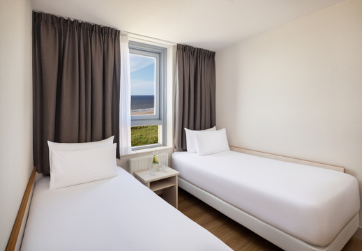 NH Zandvoort Rooms Family Room Single Beds Sea View