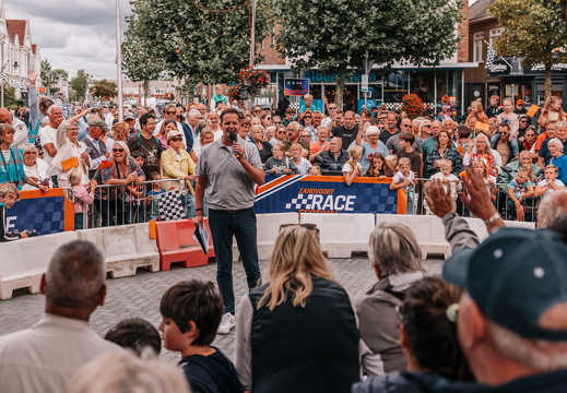 FZ X Visit - Zeepkist 005