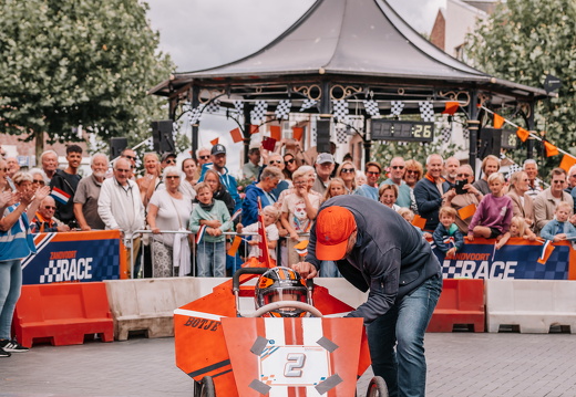 FZ X Visit - Zeepkist 006