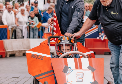 FZ X Visit - Zeepkist 007