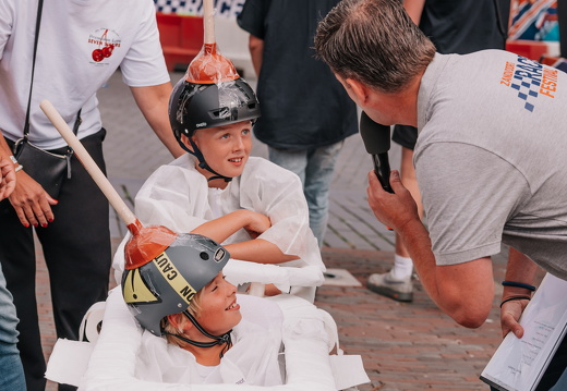 FZ X Visit - Zeepkist 012