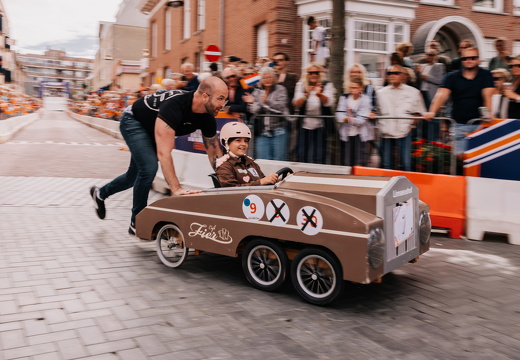 FZ X Visit - Zeepkist 052