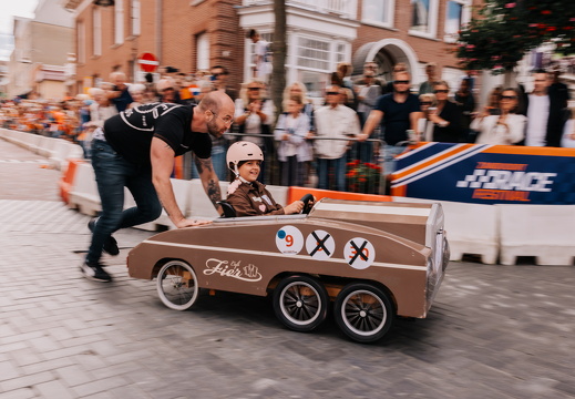 FZ X Visit - Zeepkist 053