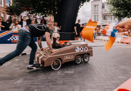 FZ X Visit - Zeepkist 056