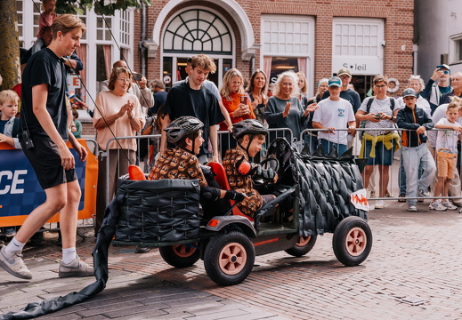 FZ X Visit - Zeepkist 062