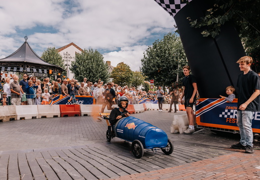 FZ X Visit - Zeepkist 068