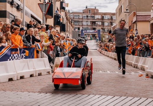 FZ X Visit - Zeepkist 077