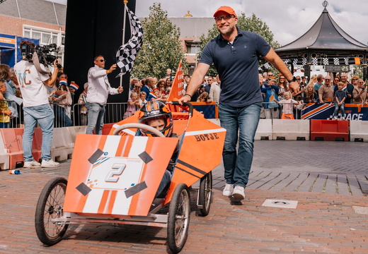 FZ X Visit - Zeepkist 081