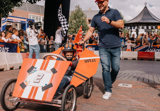 FZ X Visit - Zeepkist 082