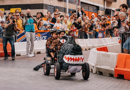 FZ X Visit - Zeepkist 099