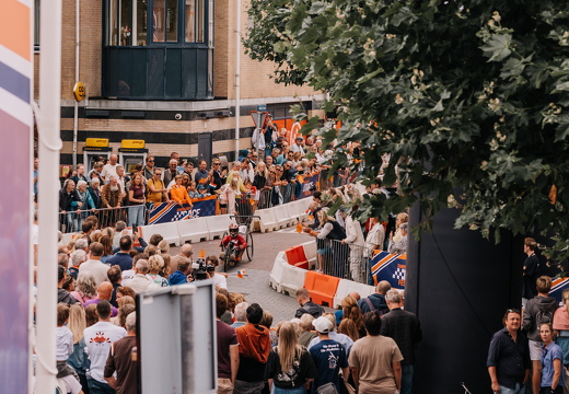 FZ X Visit - Zeepkist 104