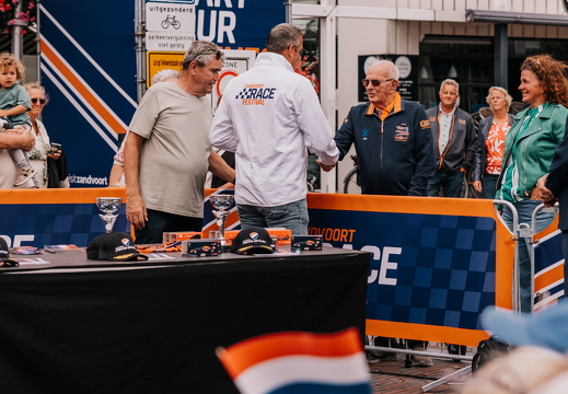 FZ X Visit - Zeepkist 108