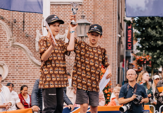 FZ X Visit - Zeepkist 117