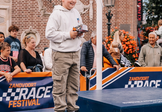 FZ X Visit - Zeepkist 123