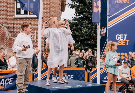 FZ X Visit - Zeepkist 124