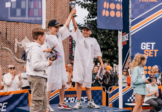 FZ X Visit - Zeepkist 126