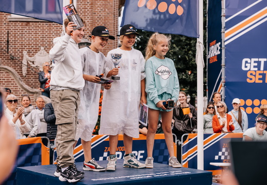 FZ X Visit - Zeepkist 128