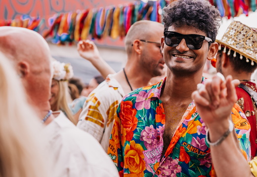 FZ X Visit - Babylon 105