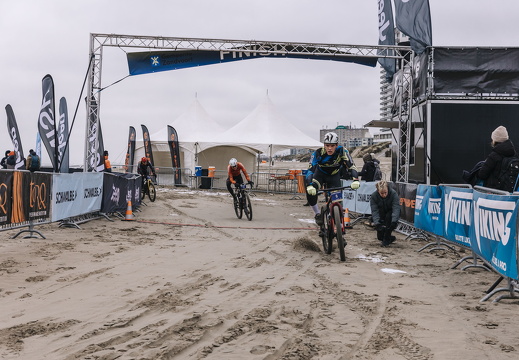 Wielrennen strand x FZ 20