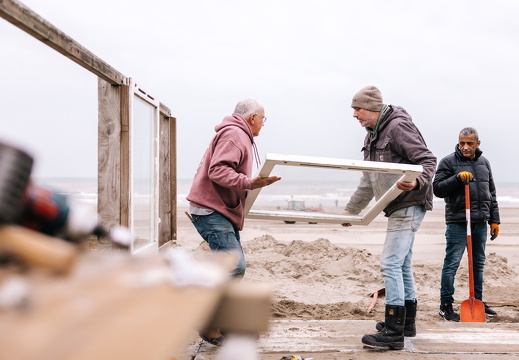 FZ X Visit - Beachclubopbouw 016