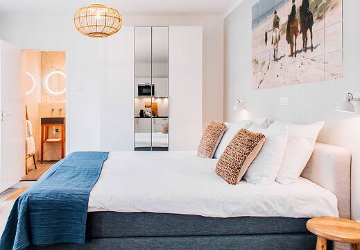 Bed room 6 west7