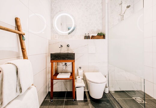 Bathroom 6 west7