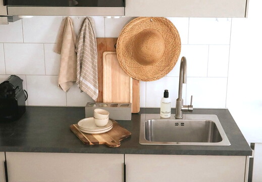 West 7 Zandvoort boutique apartment kitchen studio 6