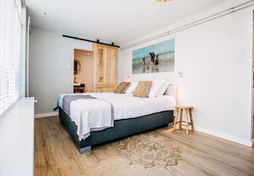 Studio 8 west7