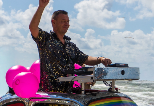 Pride at the beach 2026 zk 826