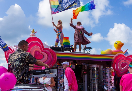 Pride at the beach 2026 zk 889