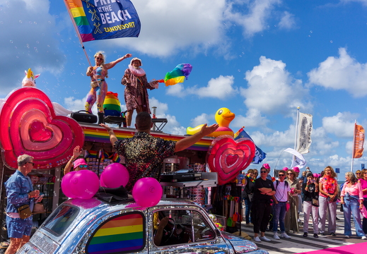 Pride at the beach 2026 zk 915