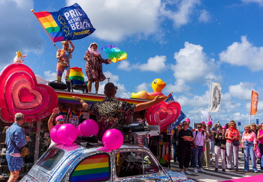 Pride at the beach 2026 zk 916