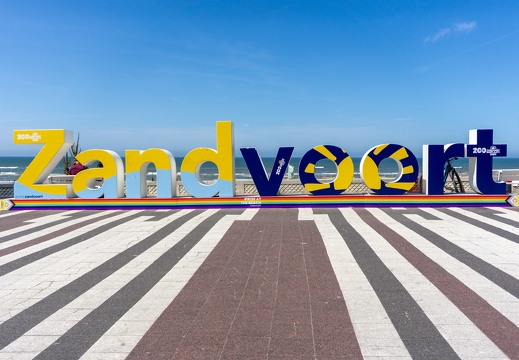 Zandvoort letters 200 jaar x pride zk 179