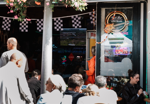 FZ X visit f1 zondag 120