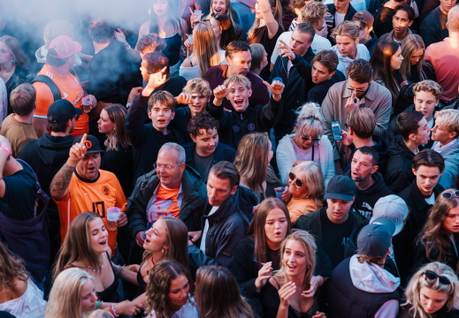 FZ X visit f1 zondag 230
